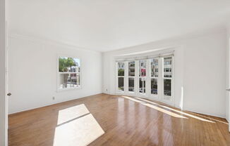 1556 S BEVERLY GLN BLVD