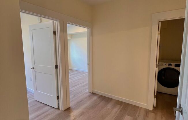 2 beds, 1 bath, $1,875, Unit A104