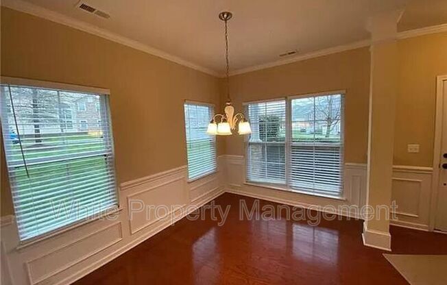 3 beds, 2.5 baths, 1,662 sqft, $2,145