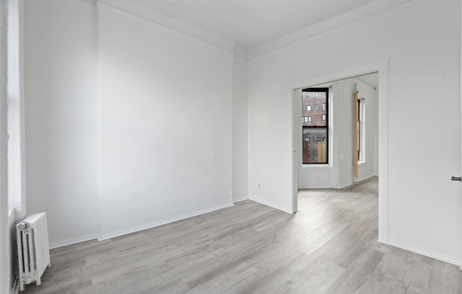 824 9 AVE