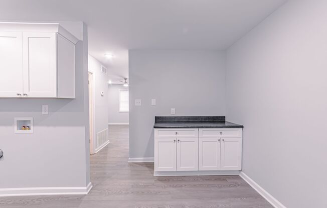 2 beds, 1.5 baths, 1,050 sqft, $1,550, Unit 15-2859