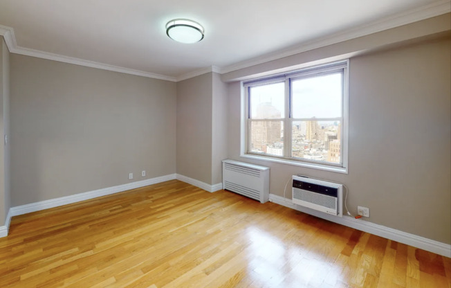 2 beds, 2 baths, $8,395, Unit 31K