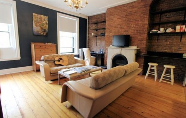 85 MARLBOROUGH ST