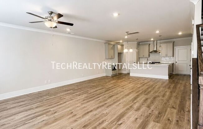 4634 DOGWOOD PL