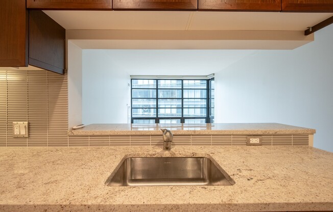 1 bed, 1 bath, 855 sqft, $5,000, Unit 6F
