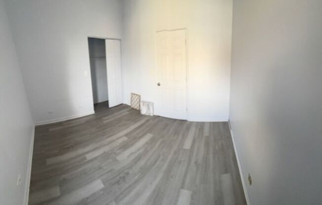 3 beds, 1 bath, $1,570, Unit # 2