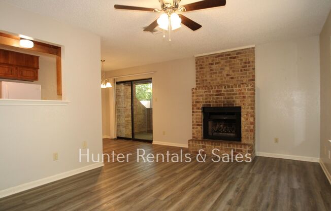 2 beds, 1.5 baths, $850