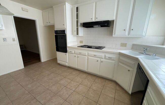 1 bed, 1 bath, 624 sqft, $1,795, Unit 116