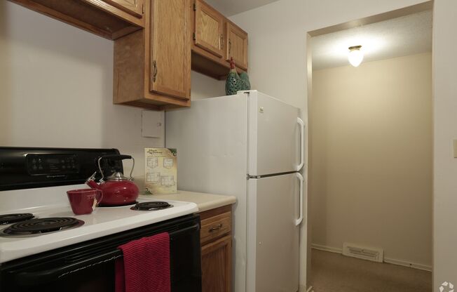 Ellacott Parkway Apartments