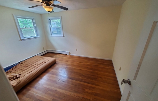 37 MONTCALM AVE