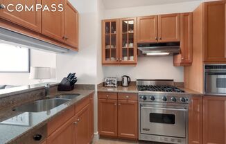 1 bed, 1.5 baths, 842 sqft, $4,950, Unit 33B