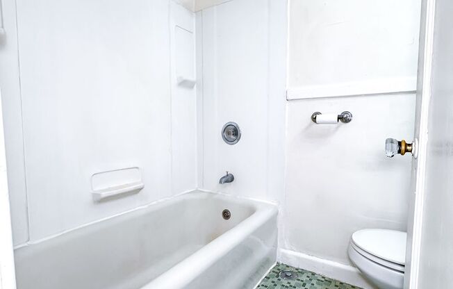 1 bed, 1 bath, 590 sqft, $2,295, Unit 15