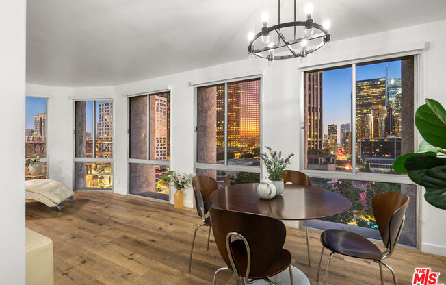 2 beds, 2 baths, 1,172 sqft, $3,850, Unit 905