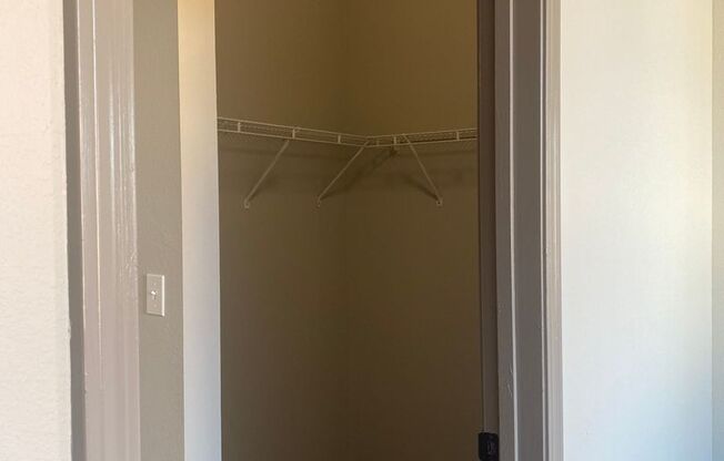 1 bed, 1 bath, 690 sqft, $1,325, Unit 602