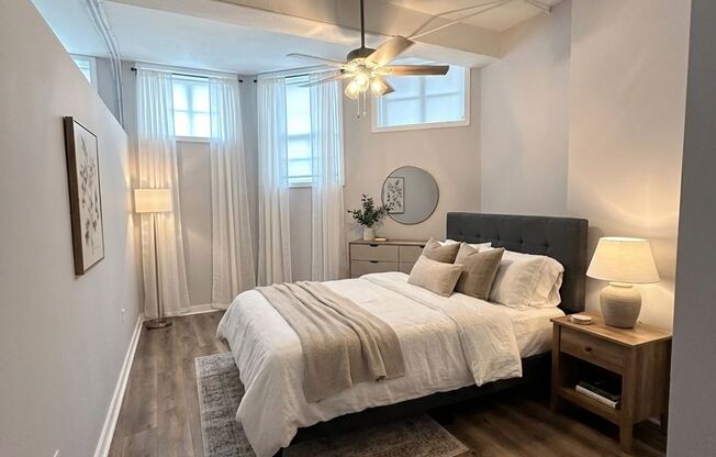 2 beds, 2 baths, 755 sqft, $1,195, Unit 01B