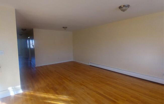 1123 SCHENECTADY AVE