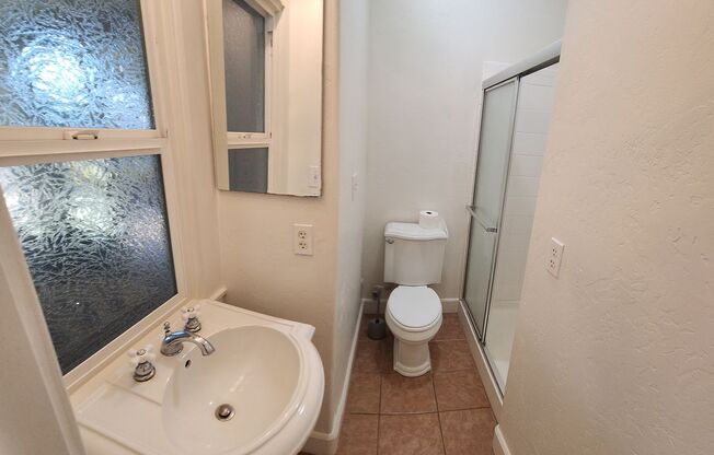 2 beds, 2 baths, $2,600