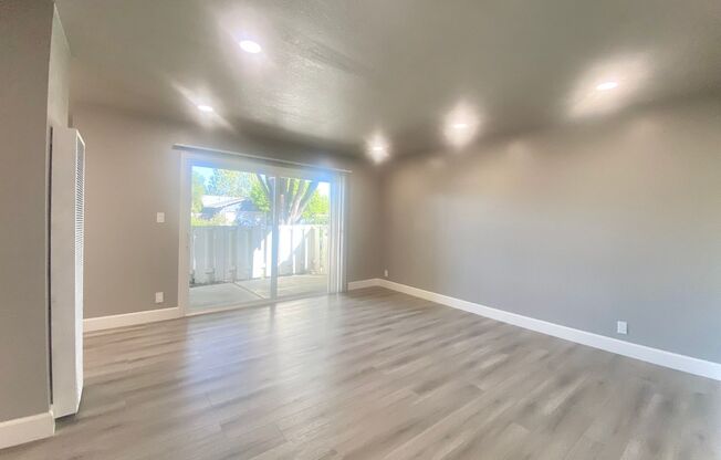 Fully Remodeled 1-bedroom Condo in Fremont! - Centerville Neighborhood