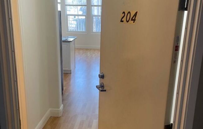 1 bed, 1 bath, $1,595