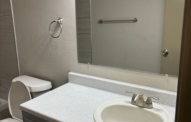 2 beds, 2 baths, 845 sqft, $1,175, Unit E201
