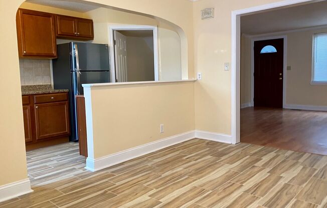 Fantastic Updated 3 Bedroom Townhome ~ Parkville