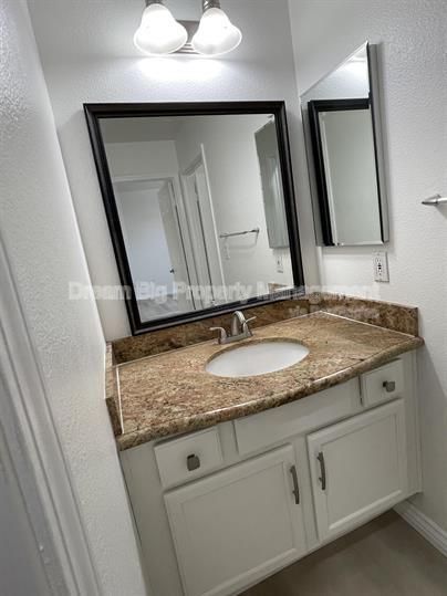 2 beds, 2 baths, 960 sqft, $2,245
