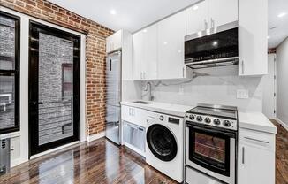 2 beds, 1 bath, $5,495, Unit 2C