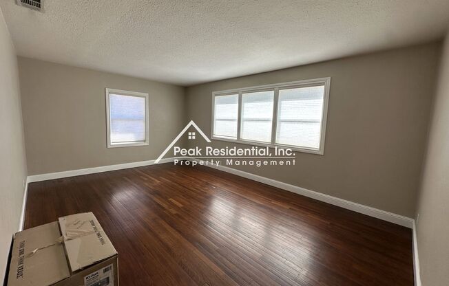 2 beds, 1 bath, $2,495