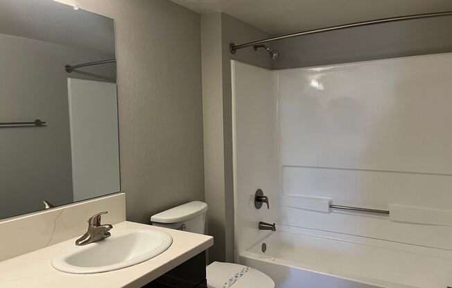 2 beds, 2 baths, 986 sqft, $2,695, Unit 256