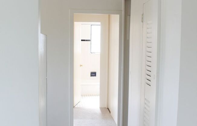 1 bed, 1 bath, 500 sqft, $825, Unit 1734-07