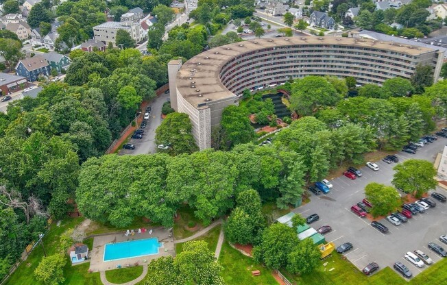 2 beds, 1 bath, 810 sqft, $3,000, Unit T35