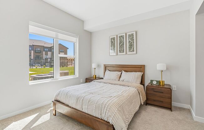 1 bed, 1 bath, 722 sqft, $1,475, Unit 1-208