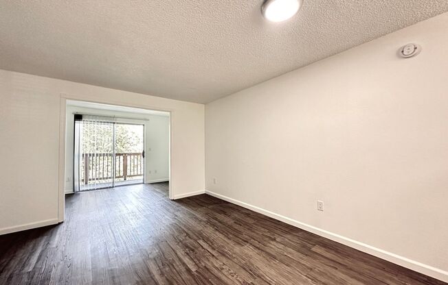 2 beds, 1 bath, 803 sqft, $1,435, Unit 59