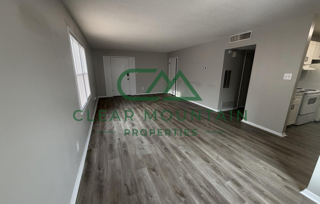 1 bed, 1 bath, 780 sqft, $1,050, Unit 30