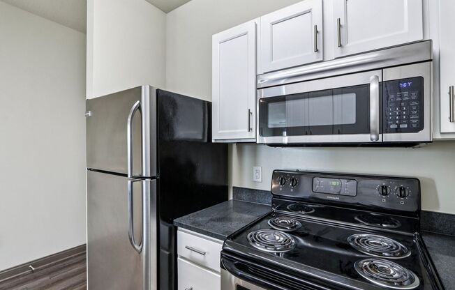 2 beds, 2 baths, 1,247 sqft, $1,549, Unit 17 - 202