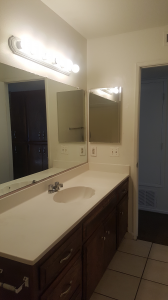 2 beds, 1 bath, 965 sqft, $1,460, Unit 5100-6