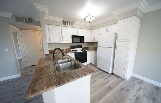 1 bed, 1 bath, $1,195, Unit Bldg 3