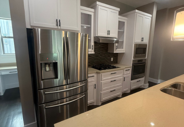 3008 ZENIA DR