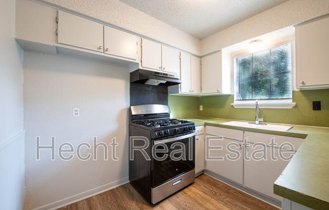 5900 GLN MDW DR