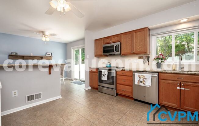 5 beds, 4.5 baths, $4,000