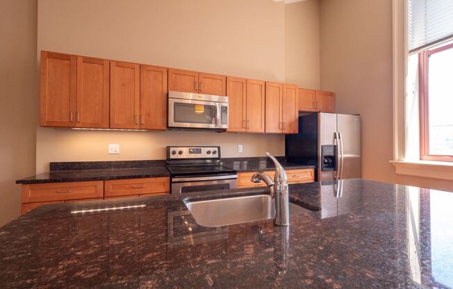 1 bed, 1 bath, 945 sqft, $1,590, Unit 308