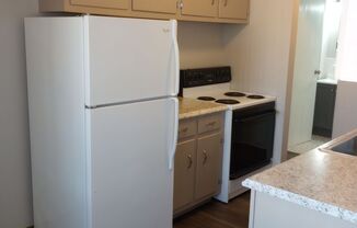 2 beds, 1 bath, 800 sqft, $1,100