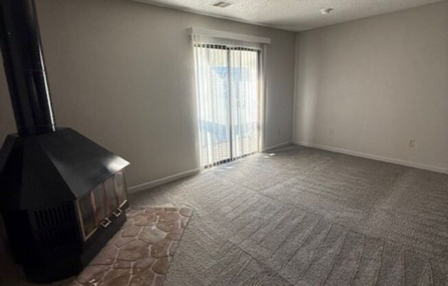 1 bed, 1 bath, 636 sqft, $739, Unit 2707-1106