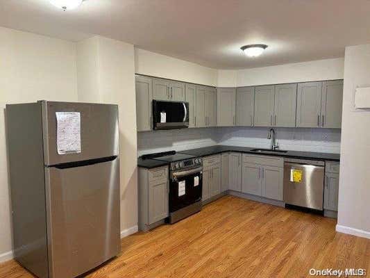 3 beds, 2 baths, $3,500