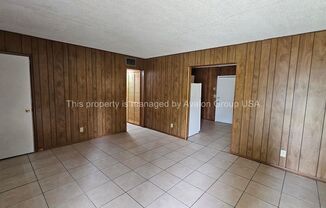 2 beds, 1 bath, $990