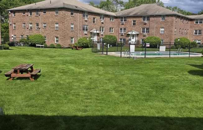 5 Colonial Village 1