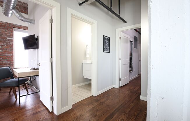2 beds, 2 baths, 1,197 sqft, $1,940, Unit 402