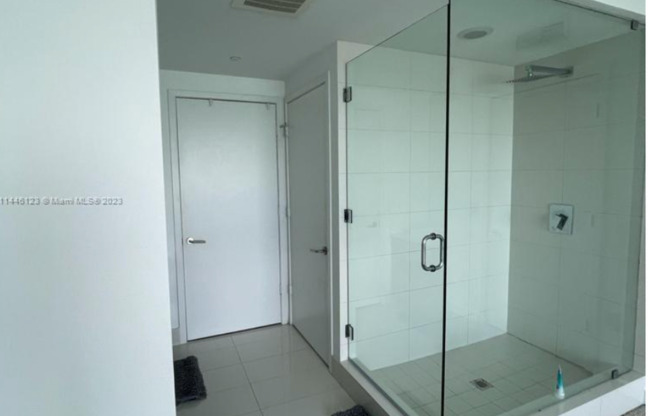 2 beds, 2 baths, $4,650