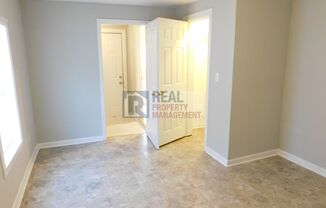 1 bed, 1 bath, $625, Unit 713-A Sevier St.