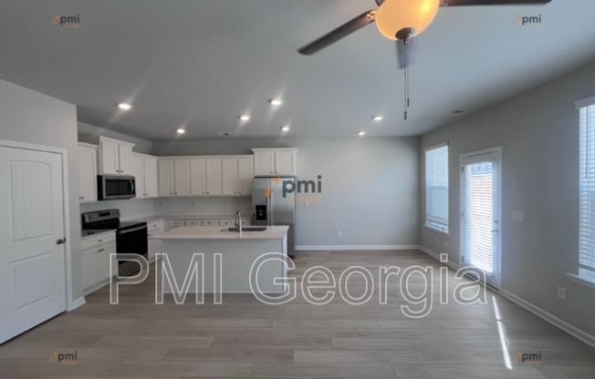 447 PAYNE DR